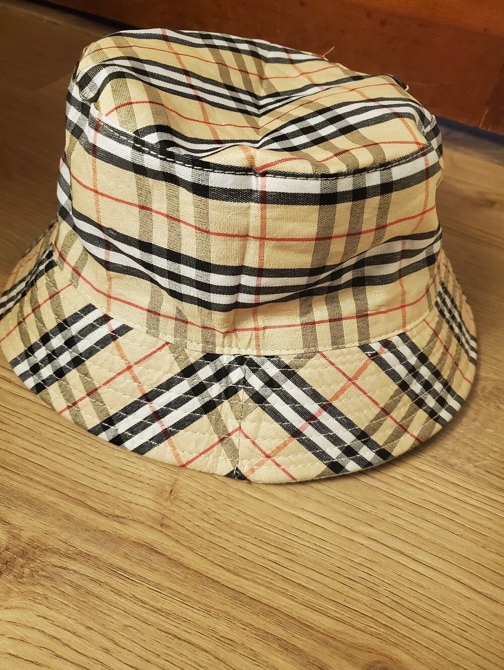 Unbranded Beige Plaid Bucket Hat-Pre-Owned In Good Condition